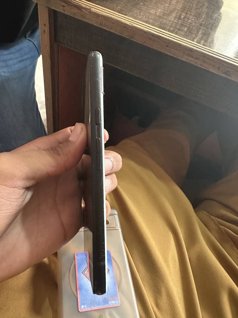 Google Pixel 6a 5