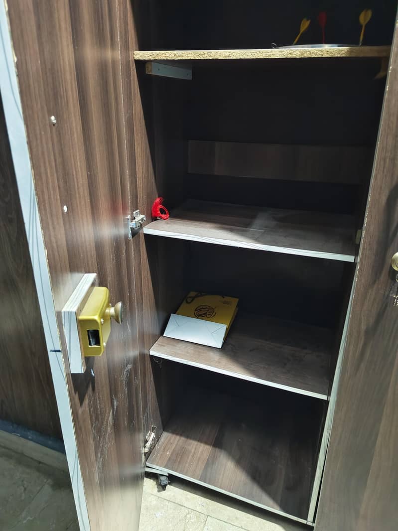 Cupboard 4