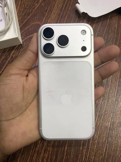 Apple iPhone 17 Pro