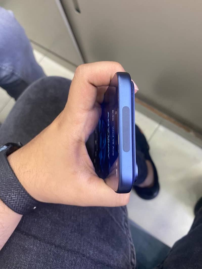Apple iPhone 17 Pro Max 2
