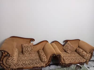 Chinyoti sofa set 3+1+1