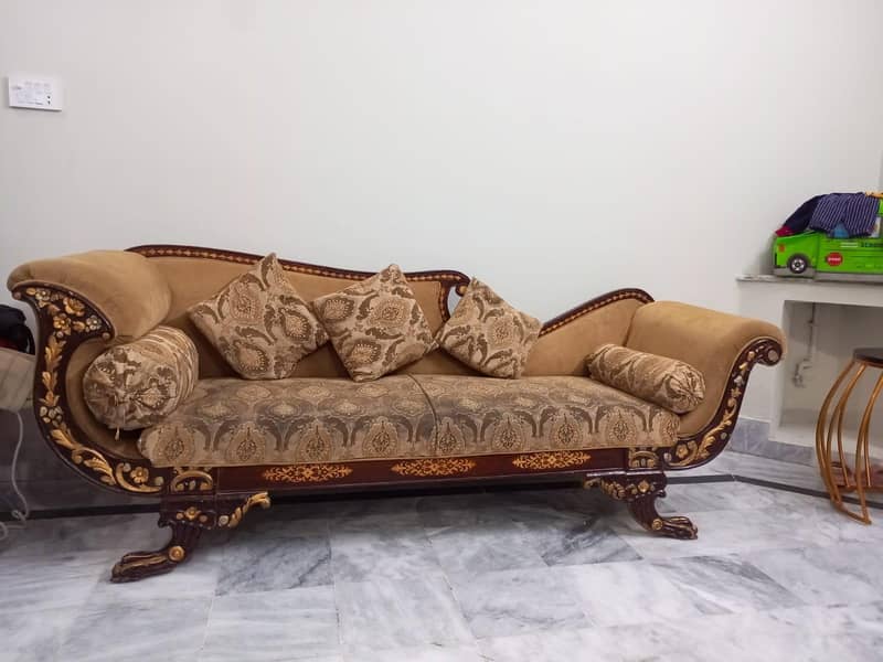 Chinyoti sofa set 3+1+1 1