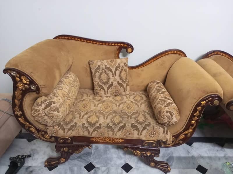Chinyoti sofa set 3+1+1 4