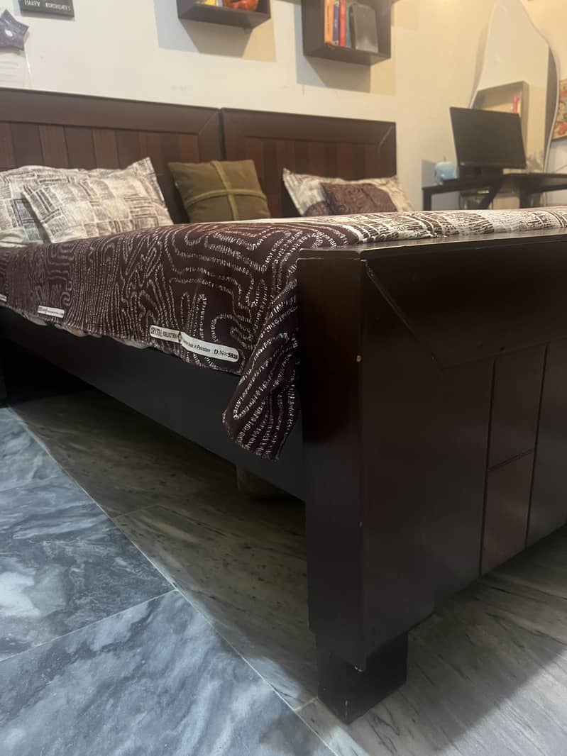 Single beds 1