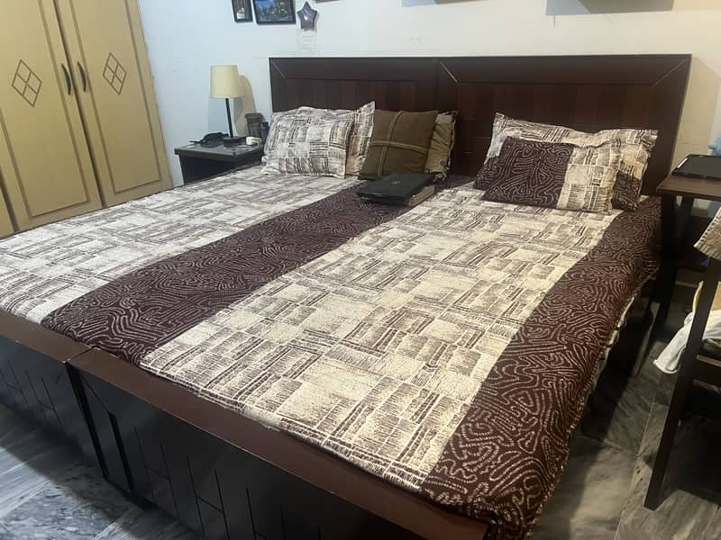 Single beds 4