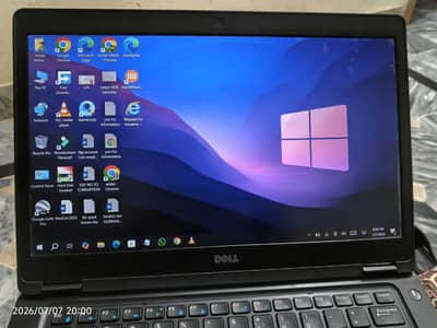 Core i5 6th Gen 8 Gb Ram 256 Gb SSD With Touchscreen