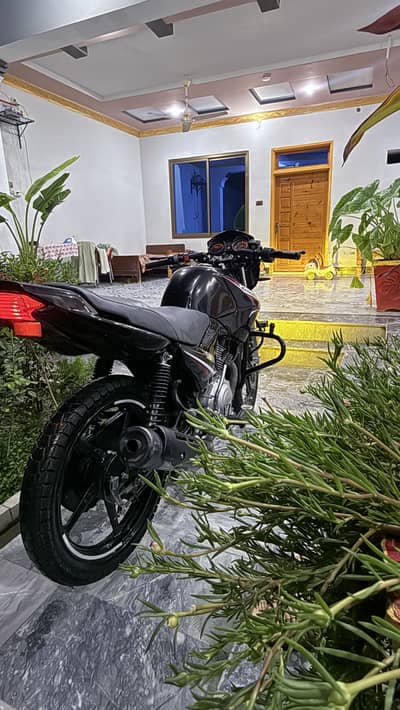 Yamaha ybr