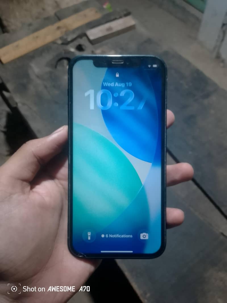 Apple iPhone 12 1