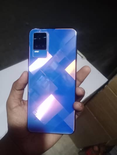 Vivo V21e
