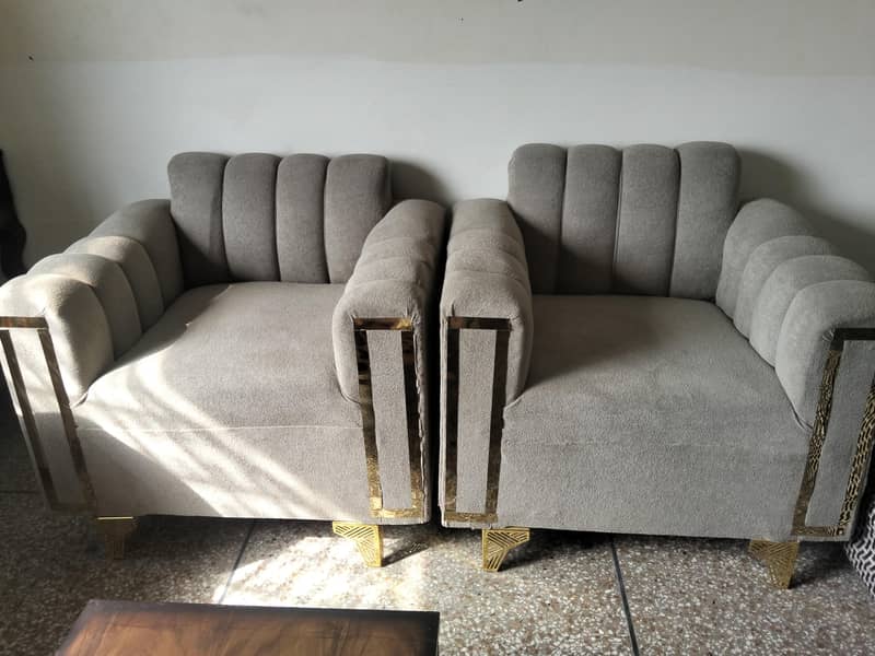 7 seater sofa 0