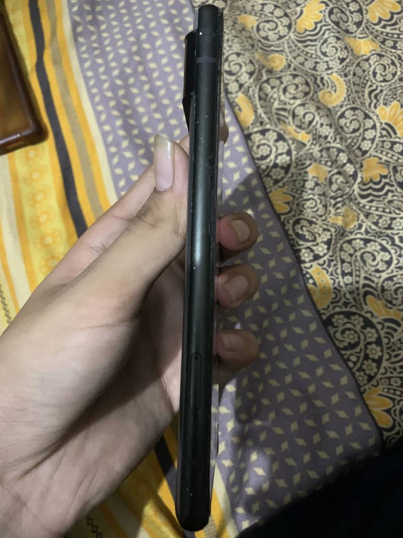 Google Pixel 6 4