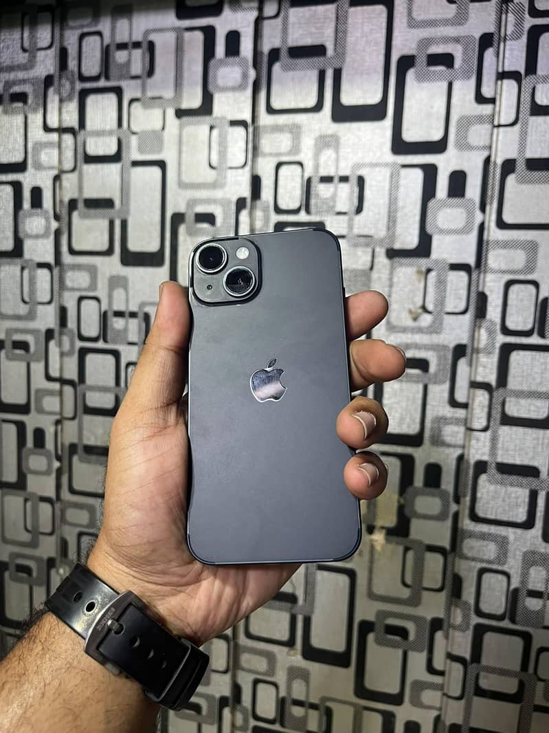 Apple iPhone 14 3