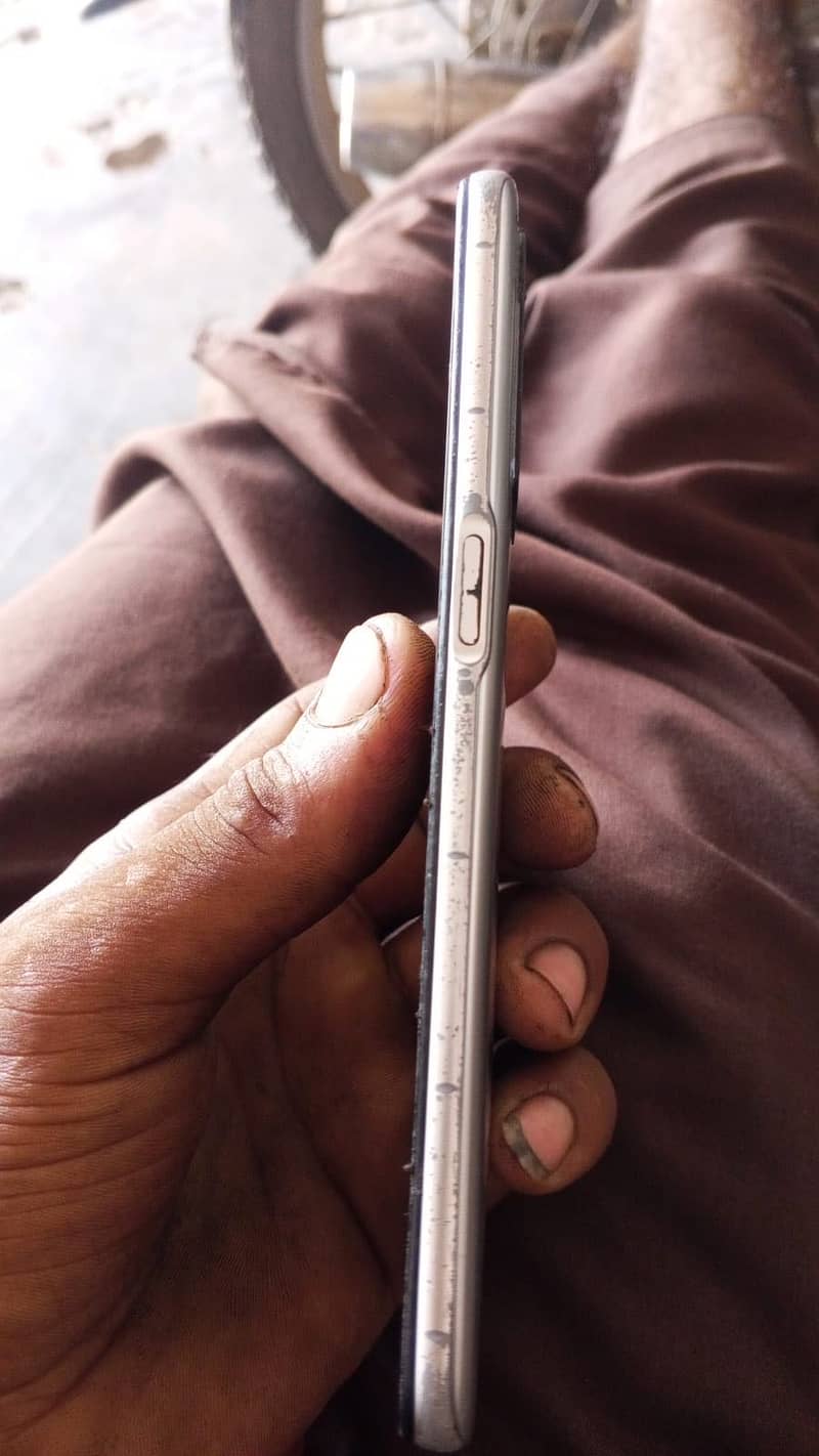 OPPO A16 1