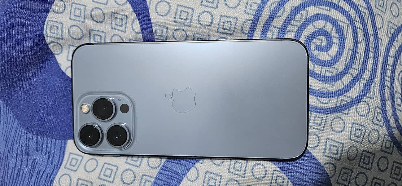 Apple iPhone 13 Pro 0