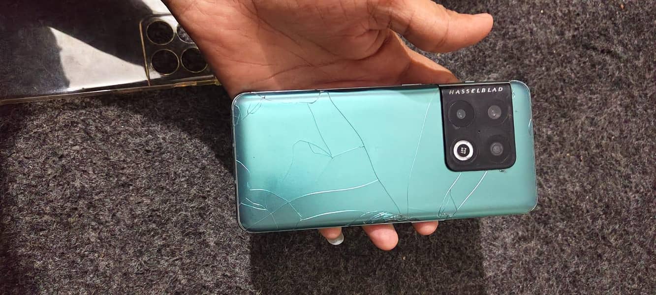 One Plus 10 Pro 10