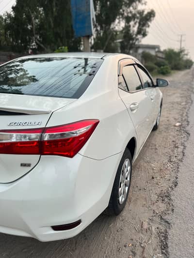 Toyota Corolla GLI 2016 automatic 1.3