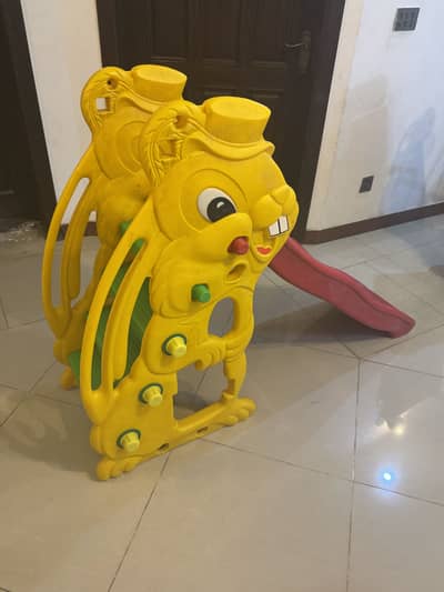 Selling a heavy-duty, colorful indoor/outdoor kids' plastic slide