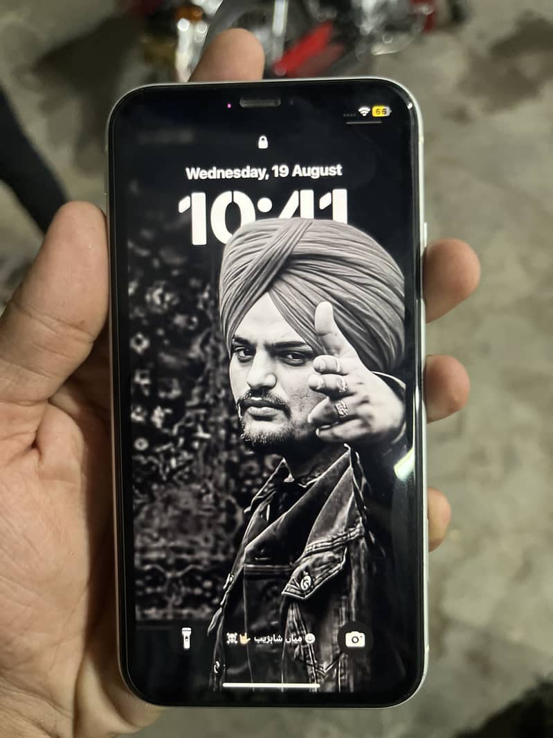 Apple iPhone XR 4