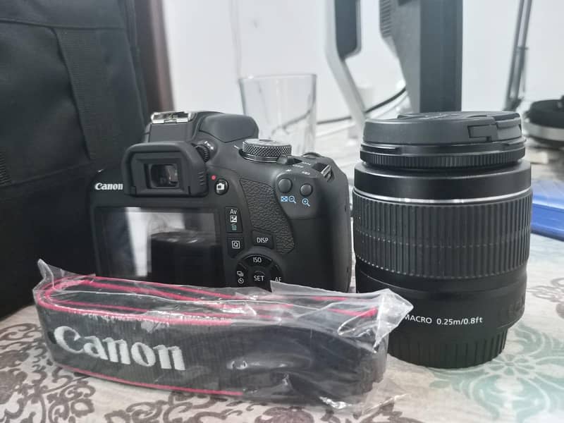 EOS 2000D 5