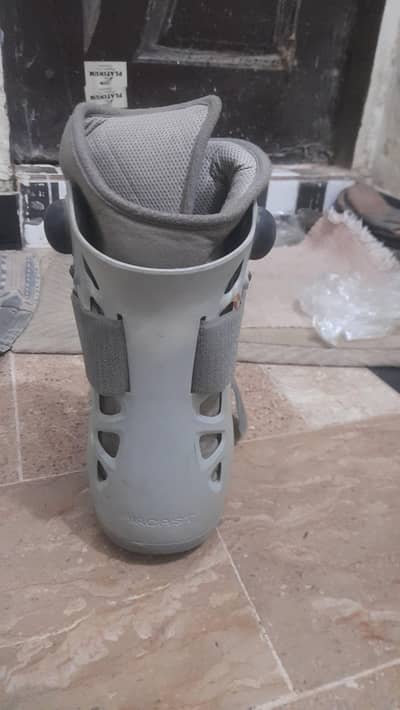 Aircast Walking Boot / Ankle Support – Original Urgent Sale