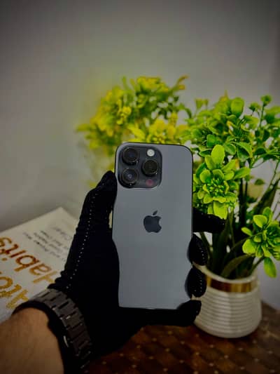 Apple iPhone 14 Pro
