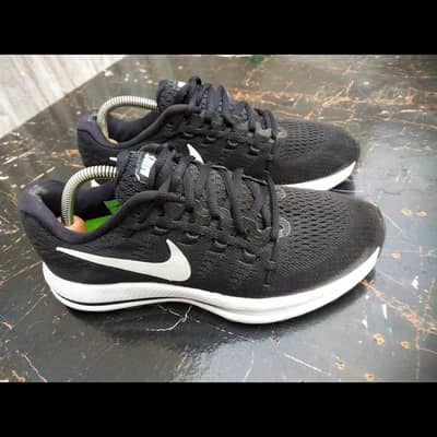 Nike Zoom Vomero 12 (American Branded Sneakers)