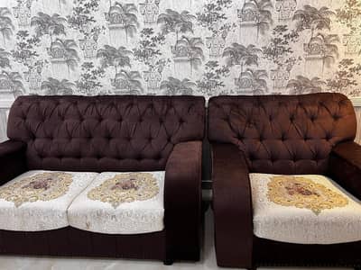 Sofa Set – Comfortable & Well Maintained