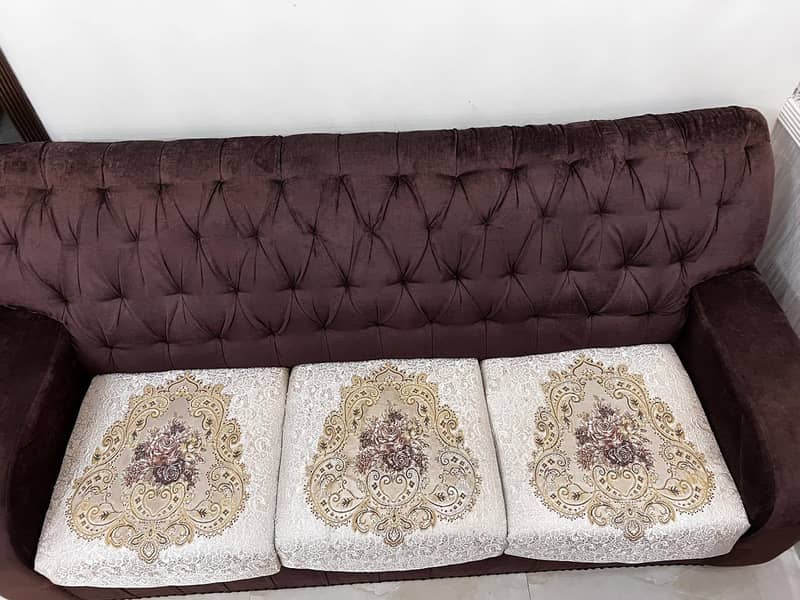 Sofa Set – Comfortable & Well Maintained 1