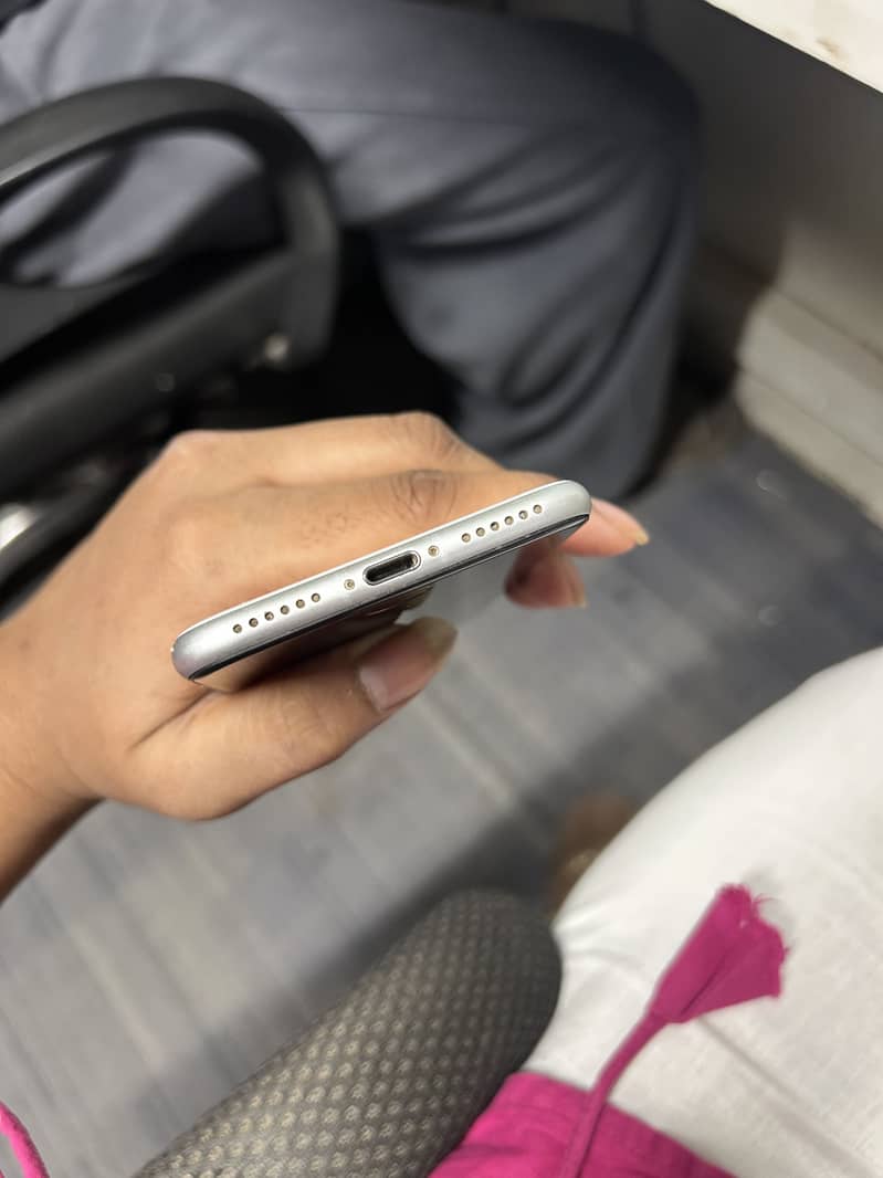 Apple iPhone SE 2