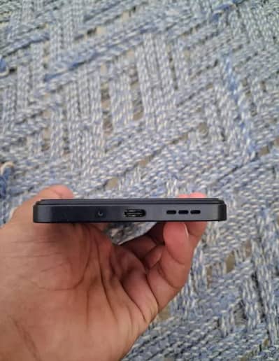Xiaomi Redmi 13c ( 4,128 gb ) official pta
