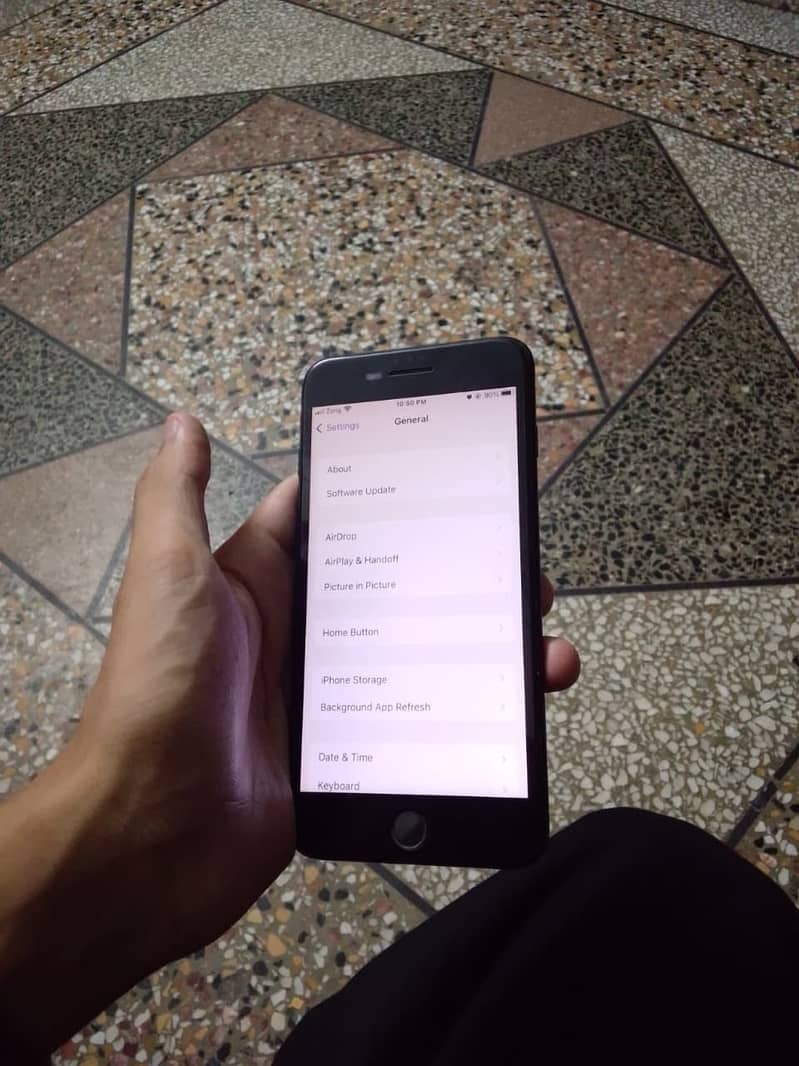 Apple iPhone 7 Plus 5