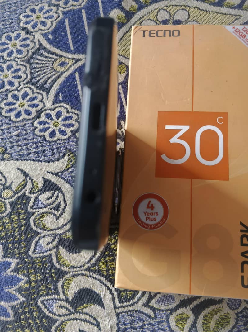 Tecno SPARK 30C 4