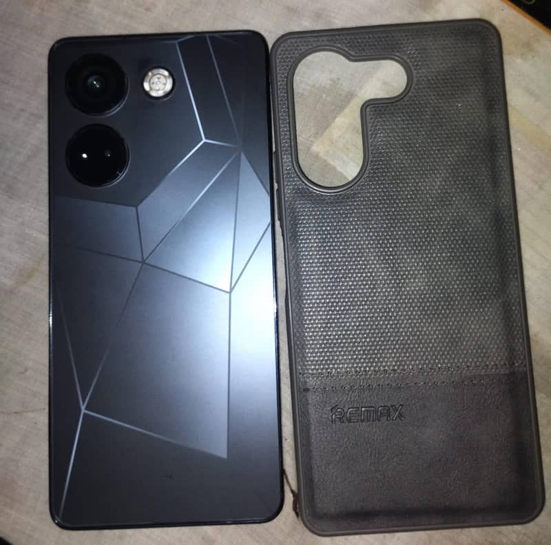 Tecno CAMON 20 Pro 1