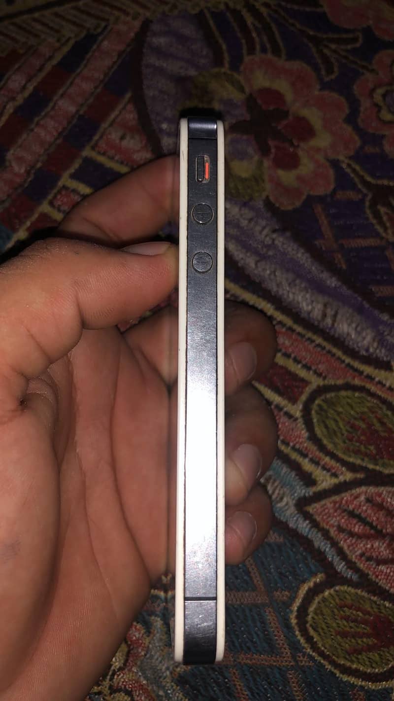 Apple iPhone 4s 2
