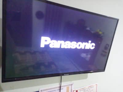 I have bought recently new tv so I want to sell this