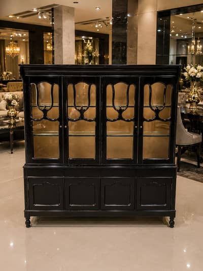 Elegant dish cabinet