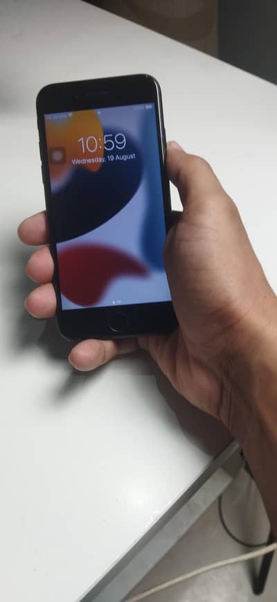 iPhone 7 PTA Approved