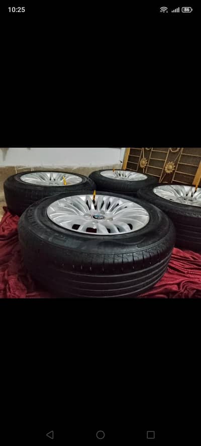 4 rim 4 tyres total 8 pice honda city ka ha 195/65r15