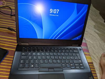 Dell latitude E5470 i5 6 gen