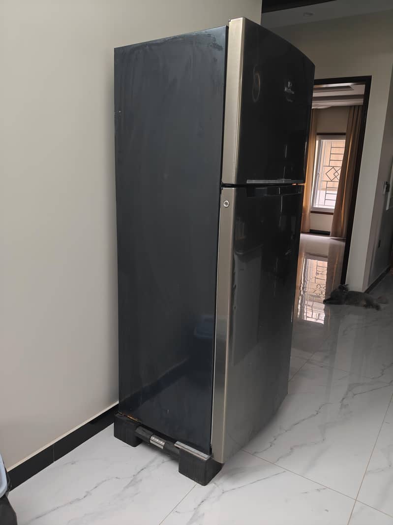 Dawlance refrigerator 1