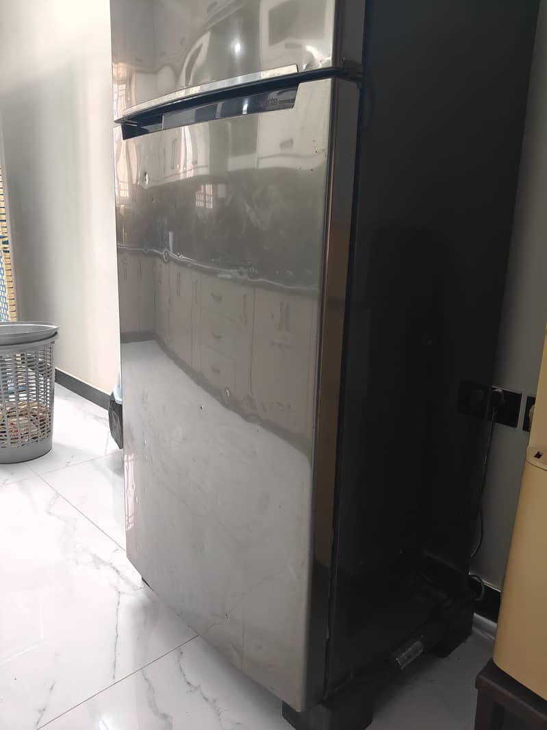 Dawlance refrigerator 2