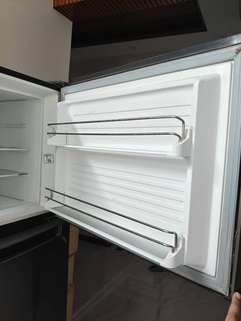 Dawlance refrigerator 5