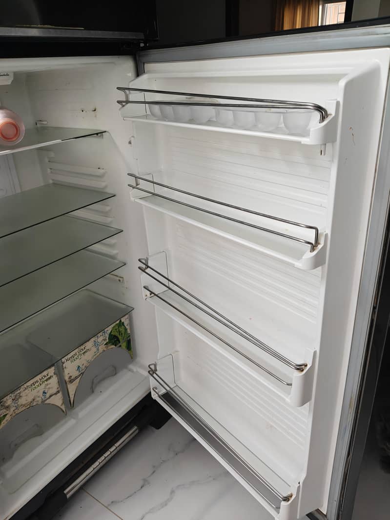Dawlance refrigerator 7