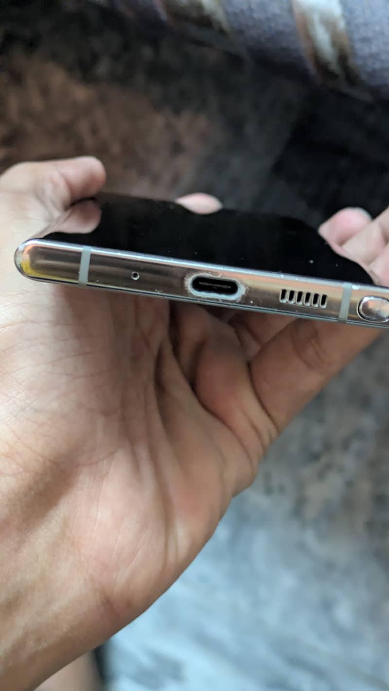 Samsung Mobile Note 10 Plus 5