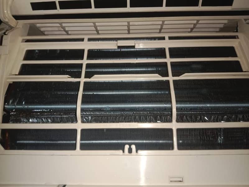 split Ac 0