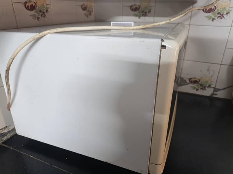 saniyo microwave 1