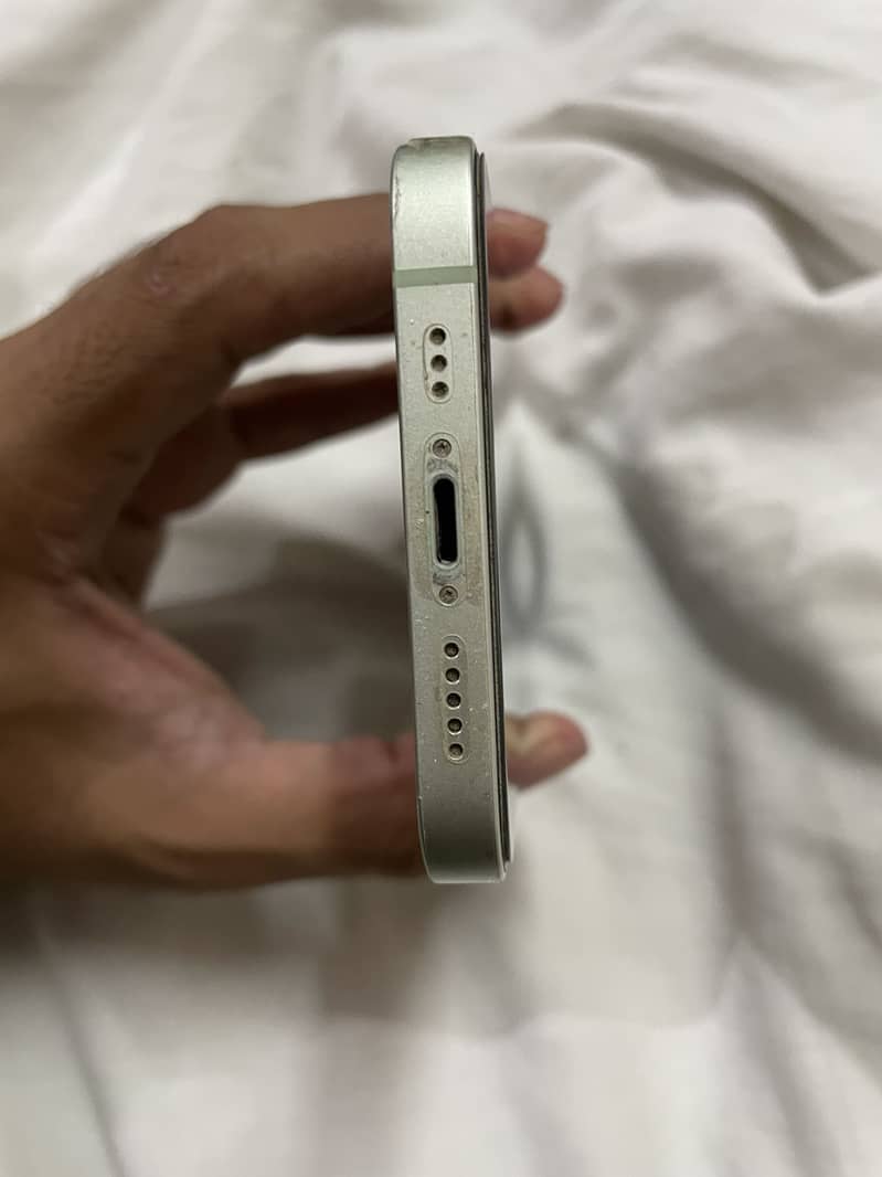 Apple iPhone 12 5