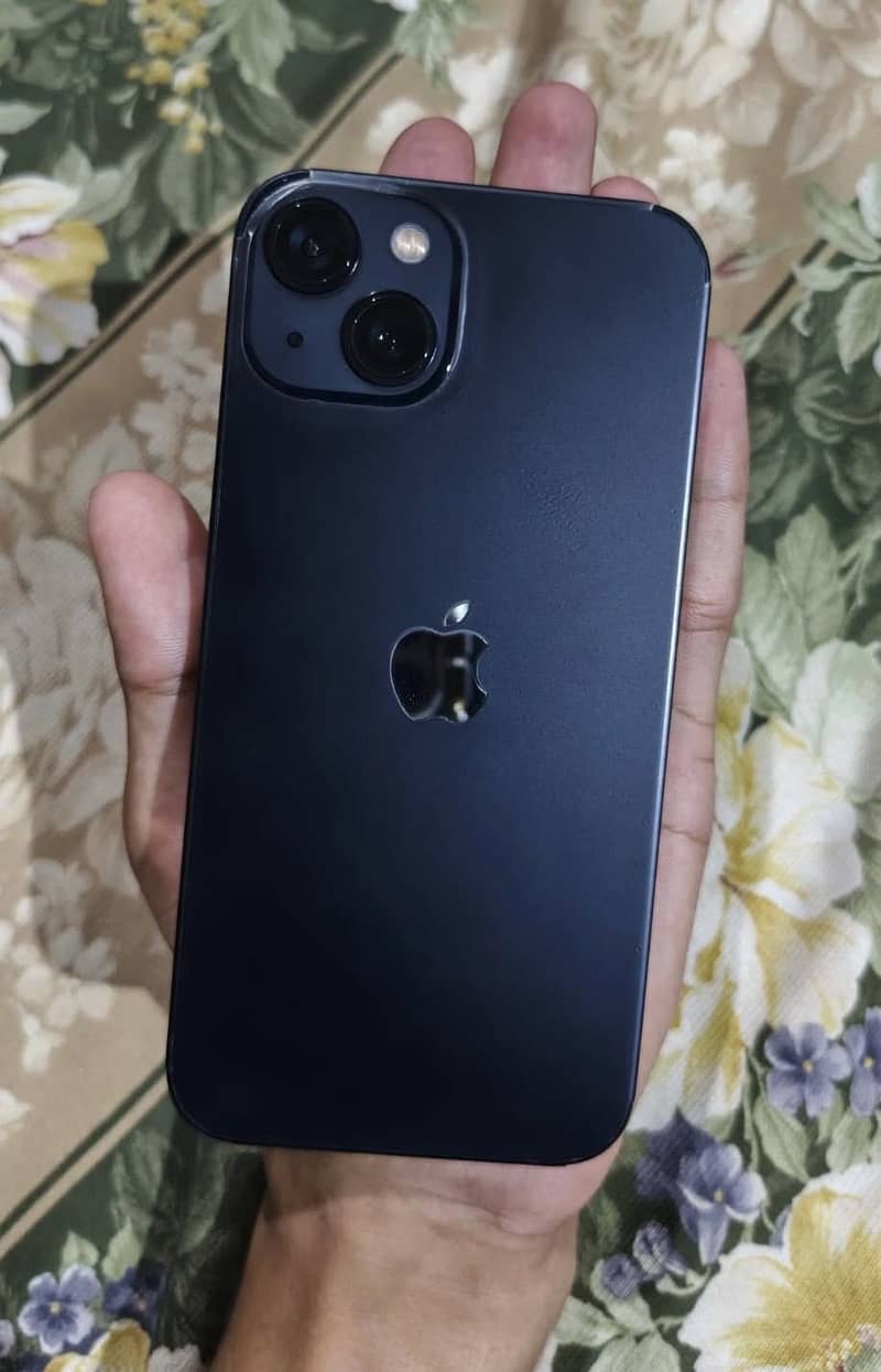 Apple iPhone 13 3