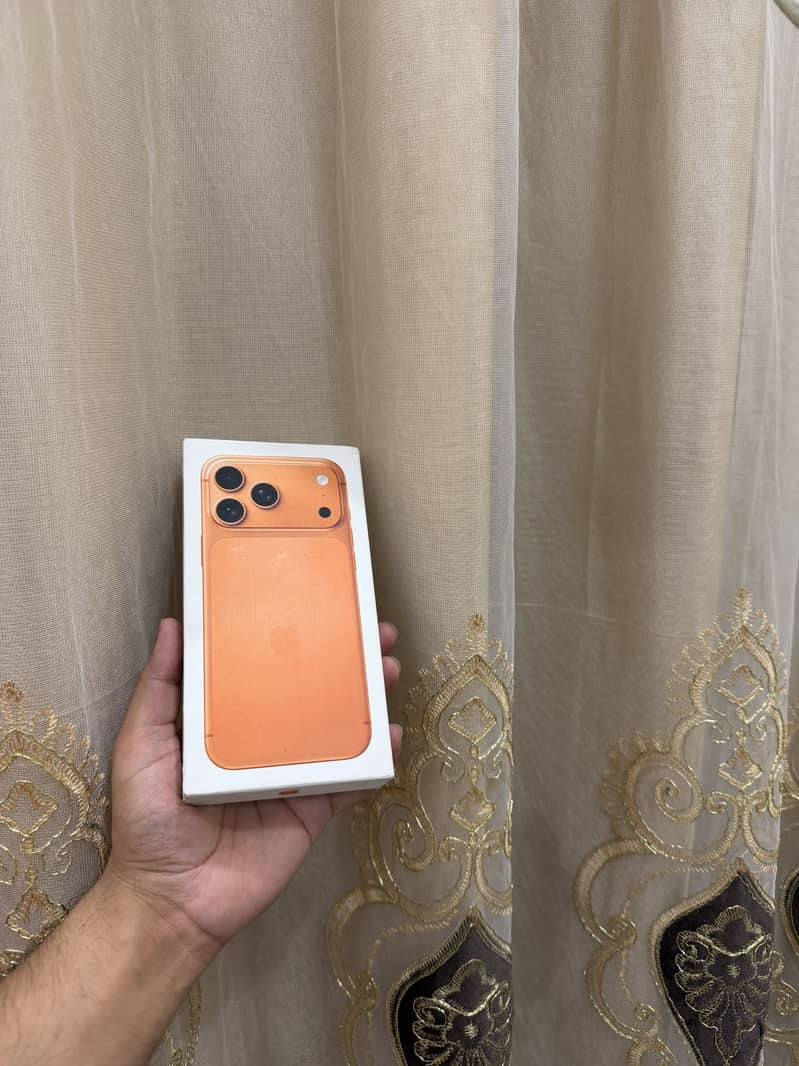 Apple iPhone 17 Pro Max 2