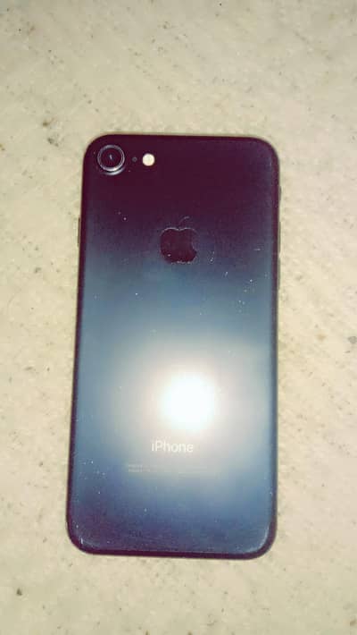 Apple iPhone 7